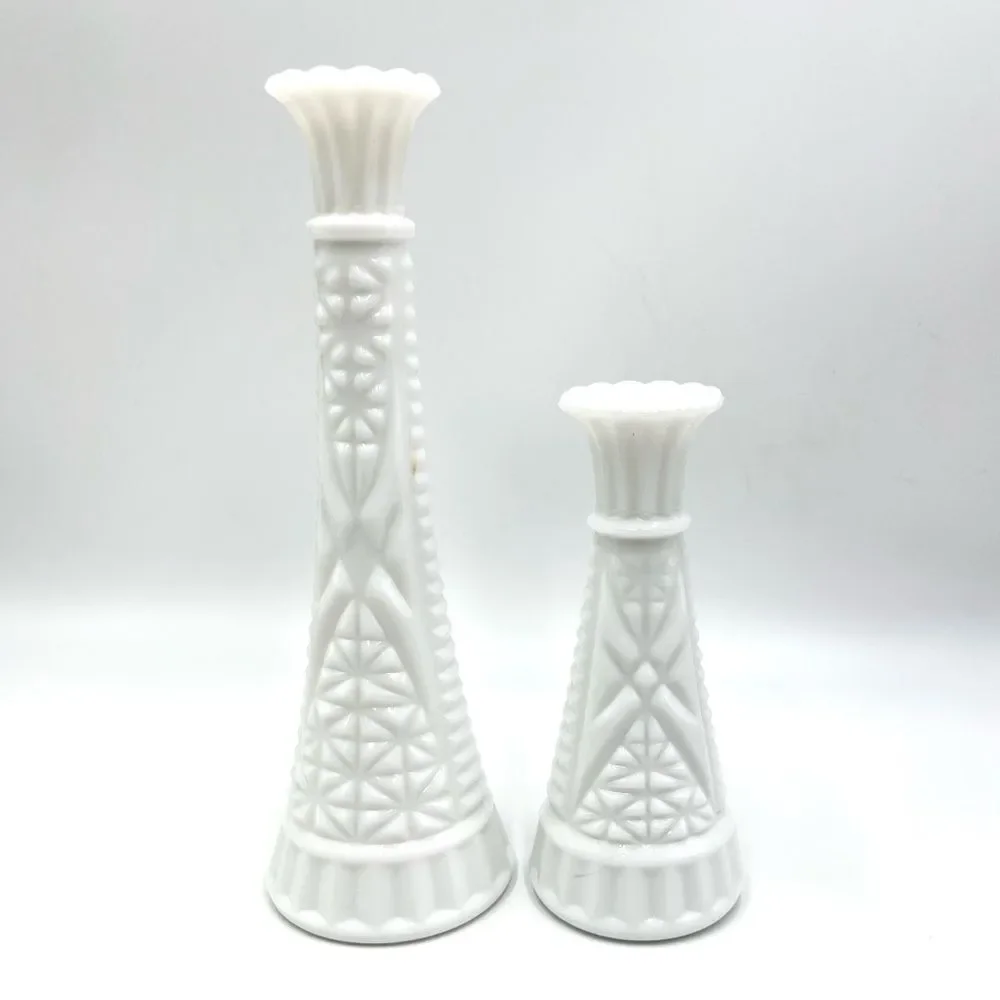 Two Vintage‎ White Milk Glass Flower Bud Vases Stars And Bars - Picture 3 of 12